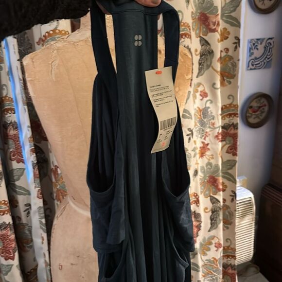 ✨NWT✨ Sweaty Betty Holistic Jersey Maxi Dress Size Small - Picture 11 of 11